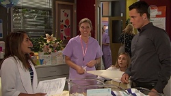 Paige Smith, Sandra Kriptic, Piper Willis, Jack Callahan in Neighbours Episode 7617