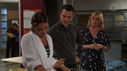 Paige Novak, Jack Callahan, Lauren Turner in Neighbours Episode 