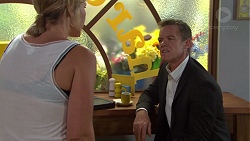 Steph Scully, Paul Robinson in Neighbours Episode 