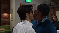 David Tanaka, Tom Quill in Neighbours Episode 