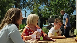 Amy Williams, Sheila Canning, Jimmy Williams, Gary Canning in Neighbours Episode 7624