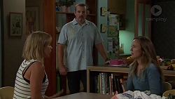 Steph Scully, Toadie Rebecchi, Sonya Rebecchi in Neighbours Episode 
