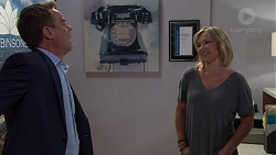 Paul Robinson, Steph Scully in Neighbours Episode 