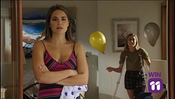 Paige Smith, Piper Willis in Neighbours Episode 7636