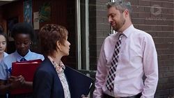 Susan Kennedy, Wayne Baxter in Neighbours Episode 