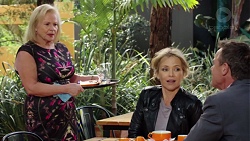 Sheila Canning, Steph Scully, Paul Robinson in Neighbours Episode 