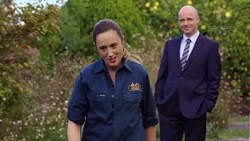 Sonya Rebecchi, Tim Collins in Neighbours Episode 