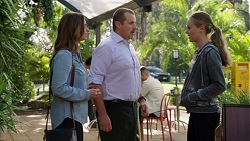 Amy Williams, Toadie Rebecchi, Willow Somers (posing as Willow Bliss) in Neighbours Episode 