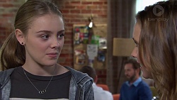 Willow Somers (posing as Willow Bliss), Amy Williams in Neighbours Episode 