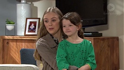 Willow Somers (posing as Willow Bliss), Nell Rebecchi in Neighbours Episode 