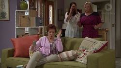 Susan Kennedy, Dipi Rebecchi, Sheila Canning in Neighbours Episode 7665