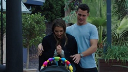 Paige Novak, Jack Callahan in Neighbours Episode 