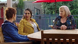 Susan Kennedy, Dipi Rebecchi, Sheila Canning in Neighbours Episode 7674