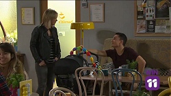 Steph Scully, Jack Callahan in Neighbours Episode 