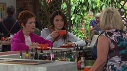 Susan Kennedy, Elly Conway, Sheila Canning in Neighbours Episode 