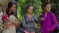 Dipi Rebecchi, Paige Novak, Elly Conway in Neighbours Episode 
