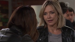 Elly Conway, Steph Scully in Neighbours Episode 