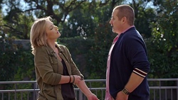 Steph Scully, Toadie Rebecchi in Neighbours Episode 