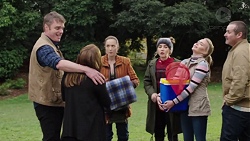 Gary Canning, Terese Willis, Sonya Rebecchi, Piper Willis, Xanthe Canning, Toadie Rebecchi in Neighbours Episode 7701