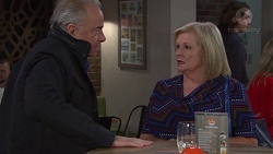 Hamish Roche, Sheila Canning in Neighbours Episode 7702