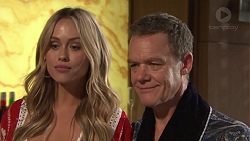 Courtney Grixti, Paul Robinson in Neighbours Episode 