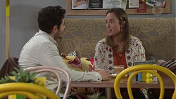 Sam Feldman, Sonya Rebecchi in Neighbours Episode 