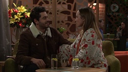 Sam Feldman, Sonya Rebecchi in Neighbours Episode 