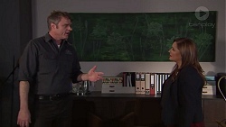 Gary Canning, Terese Willis in Neighbours Episode 7712