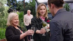 Sheila Canning, Hamish Roche, Piper Willis, Tyler Brennan in Neighbours Episode 7716