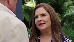 Hamish Roche, Terese Willis in Neighbours Episode 7716