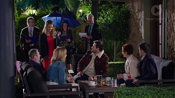 Abby Coleman, Karl Kennedy, Steph Scully, Shane Rebecchi, Susan Kennedy, David Tanaka in Neighbours Episode 7717