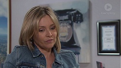 Steph Scully in Neighbours Episode 