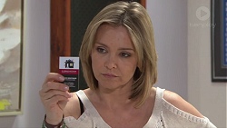 Steph Scully in Neighbours Episode 