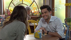 Paige Smith, David Tanaka in Neighbours Episode 7723