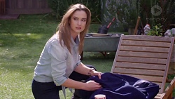 Amy Williams in Neighbours Episode 